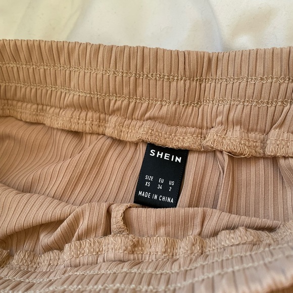 Cream/Beige full length Shein pants XS - Picture 3 of 3